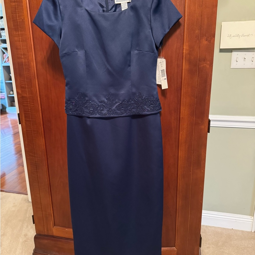 Jessica Howard Navy Satin Sheath Dress